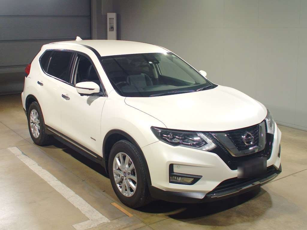 2018 Nissan X-Trail HNT32[2]