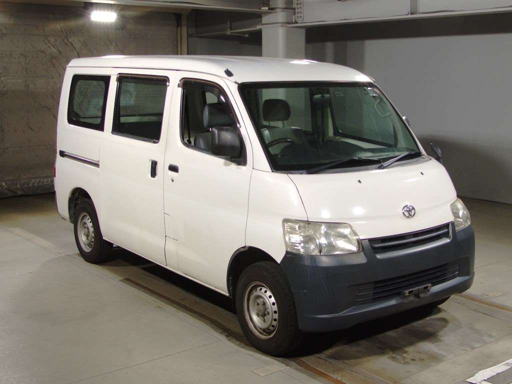 2018 Toyota Townace Van S402M[2]