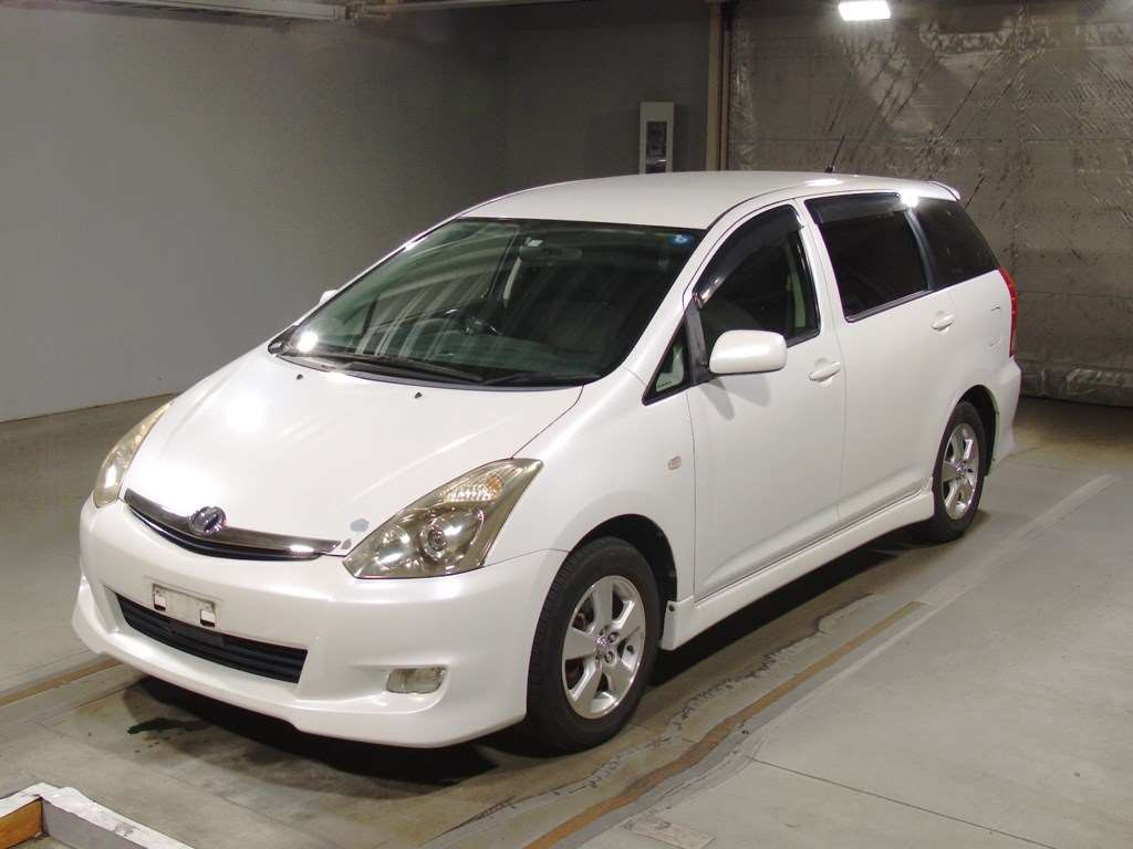 2005 Toyota Wish ZNE10G[0]