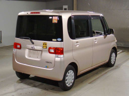 2009 Daihatsu Tanto