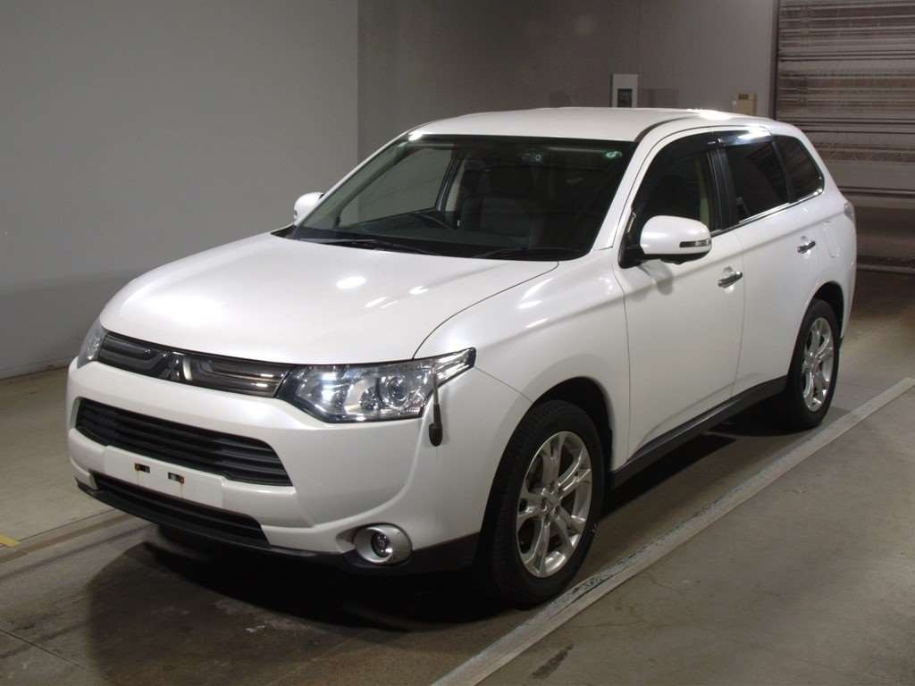 2013 Mitsubishi Outlander GF8W[0]