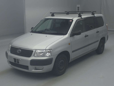 2010 Toyota Succeed Van