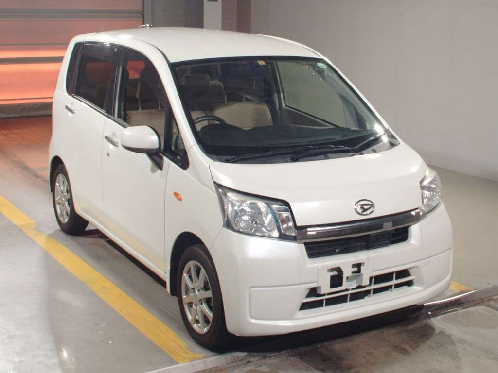 2014 Daihatsu Move LA100S[2]