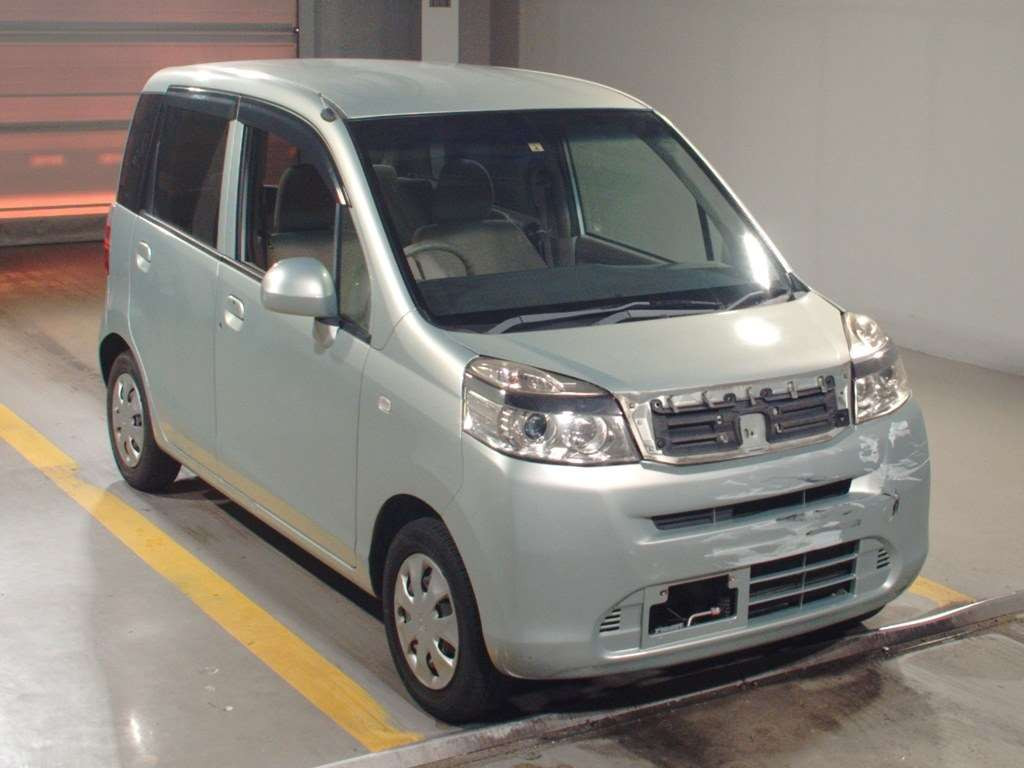 2011 Honda Life JC1[2]