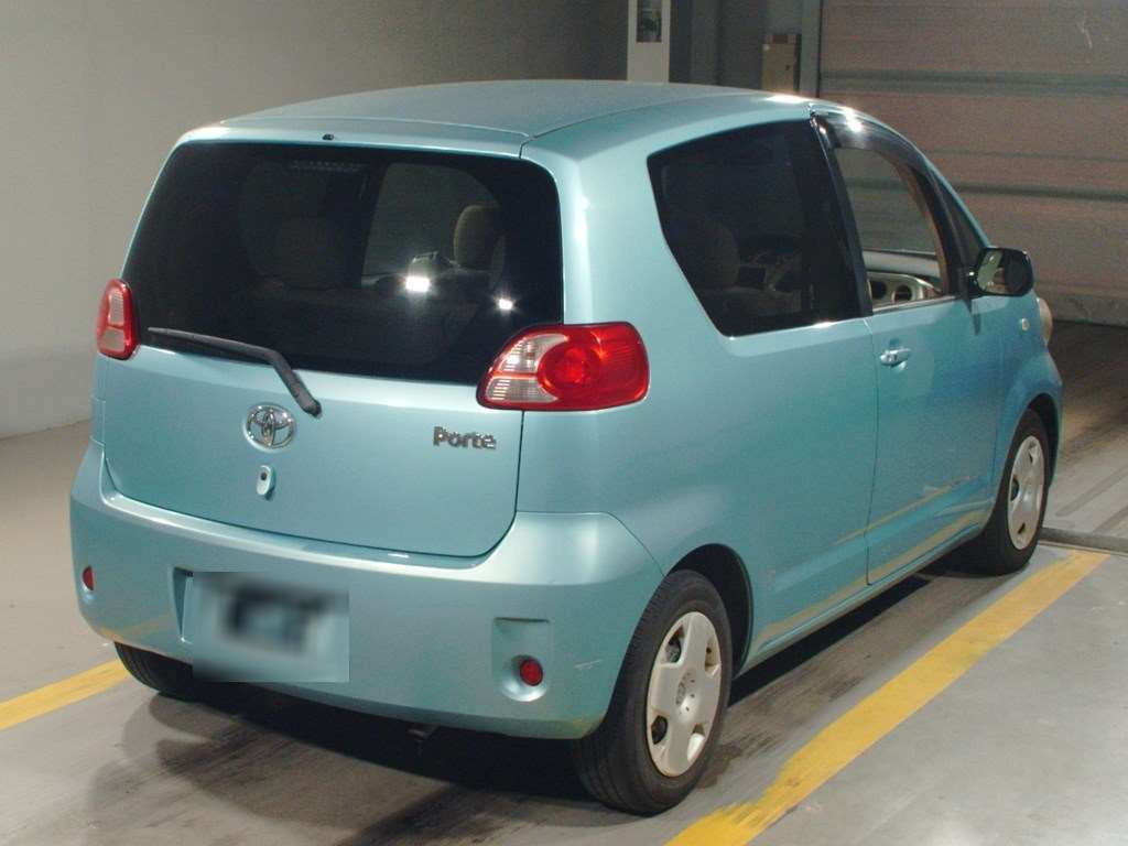 2007 Toyota Porte NNP10[1]