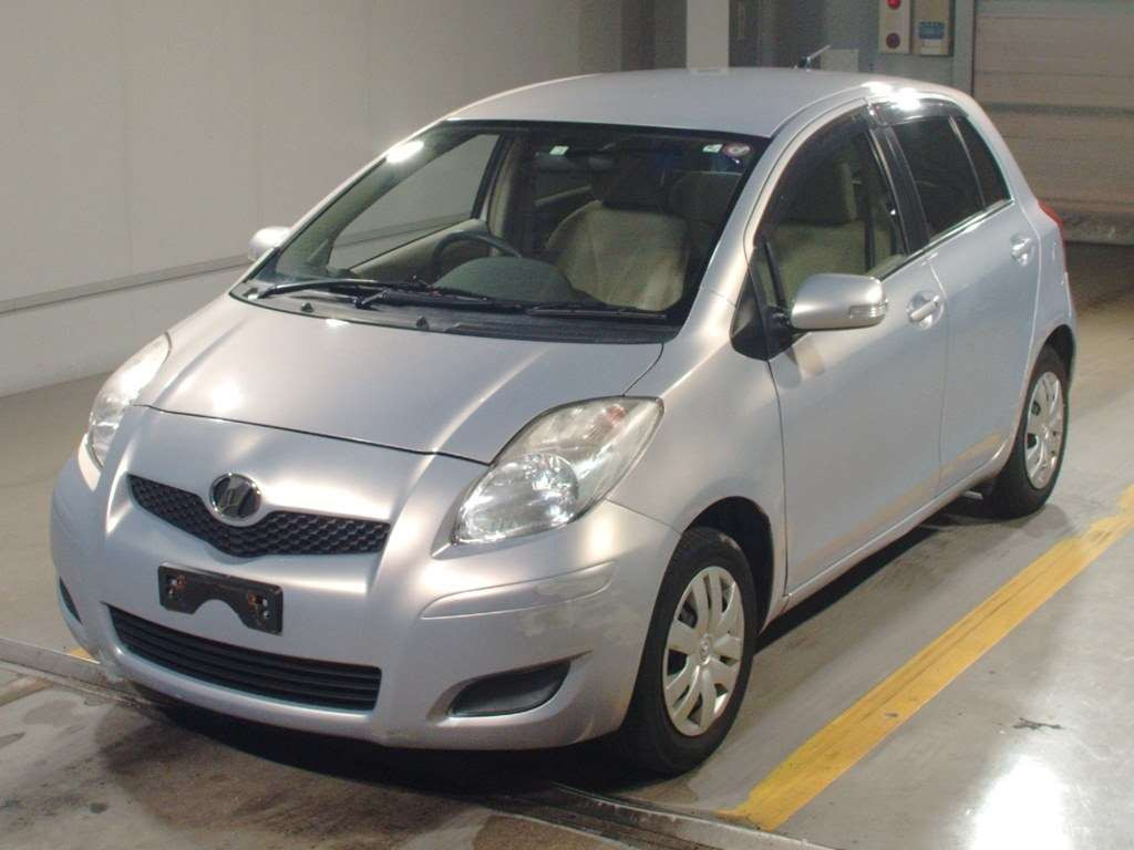 2009 Toyota Vitz SCP90[0]