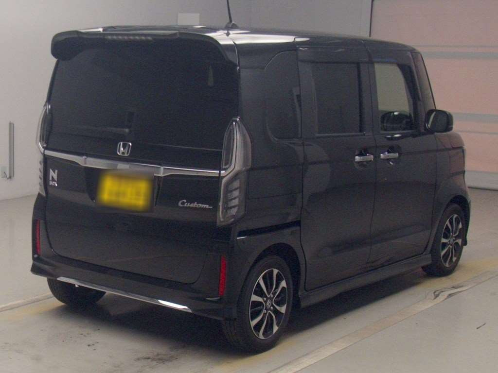 2023 Honda N-BOX CUSTOM JF3[1]