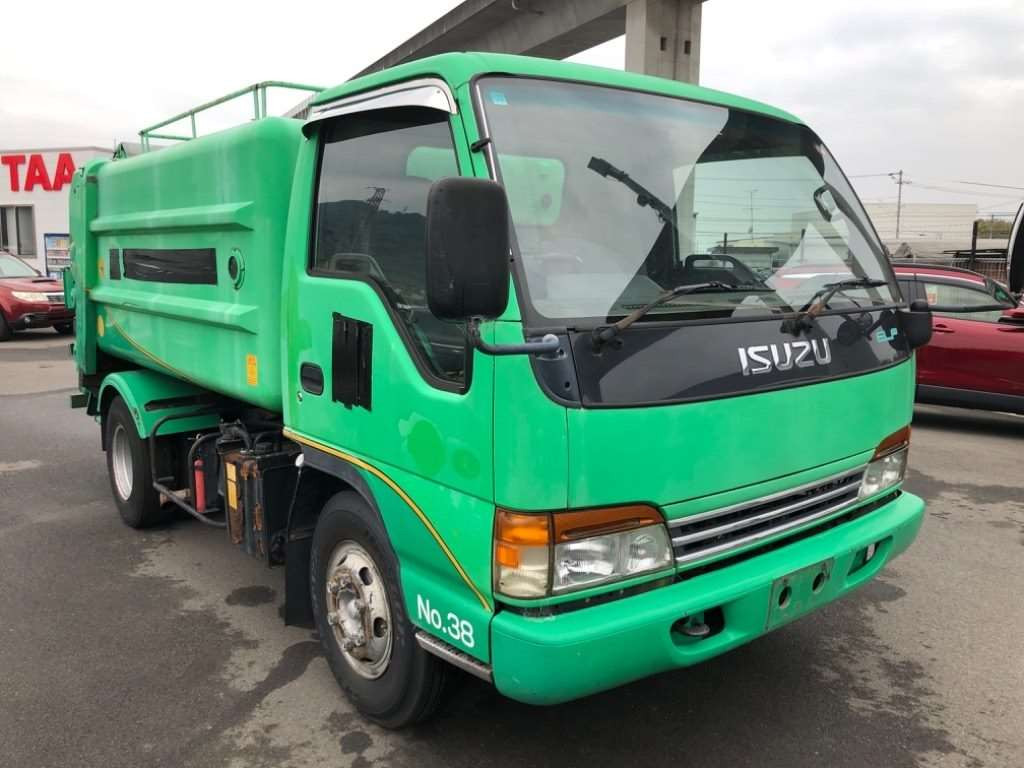 2001 Isuzu Elf Truck NPR72GDR[2]