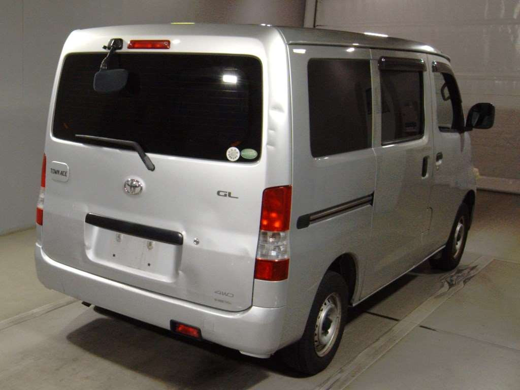 2012 Toyota Townace Van S412M[1]