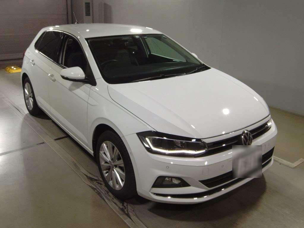 2018 Volkswagen Polo AWCHZ[2]