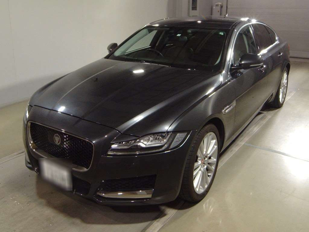 2016 Jaguar XF JB3VA[0]