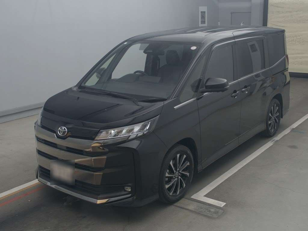 2023 Toyota Noah MZRA90W[0]