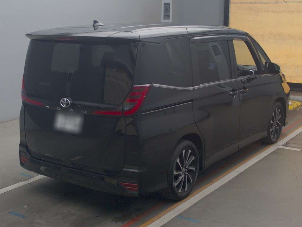 2023 Toyota Noah MZRA90W[1]