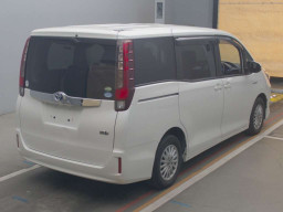 2015 Toyota Noah