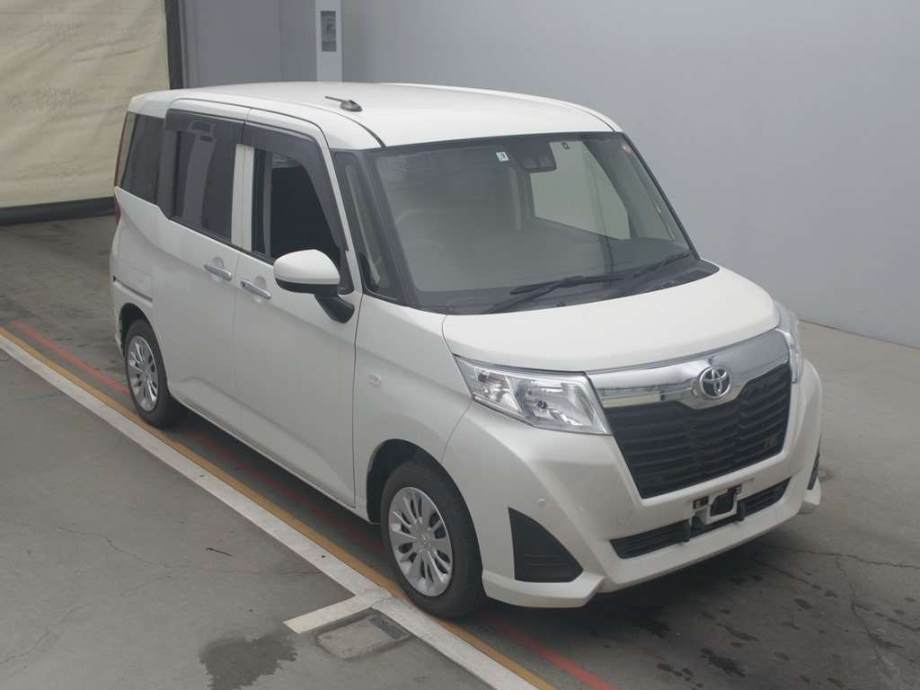 2019 Toyota Roomy M900A[2]