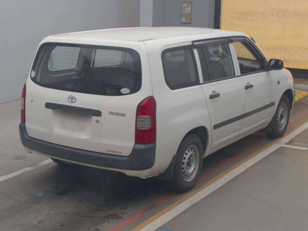 2004 Toyota Probox Wagon NCP58G[1]