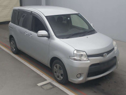 2013 Toyota Sienta