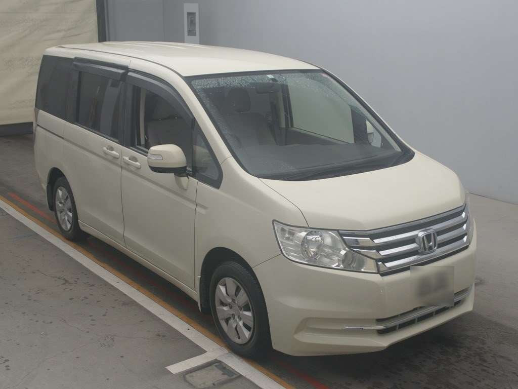 2012 Honda Step WGN RK1[2]