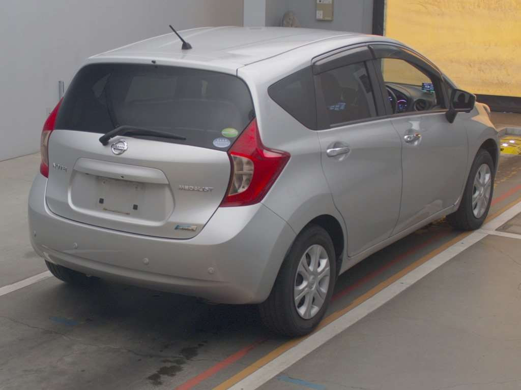 2015 Nissan Note E12[1]