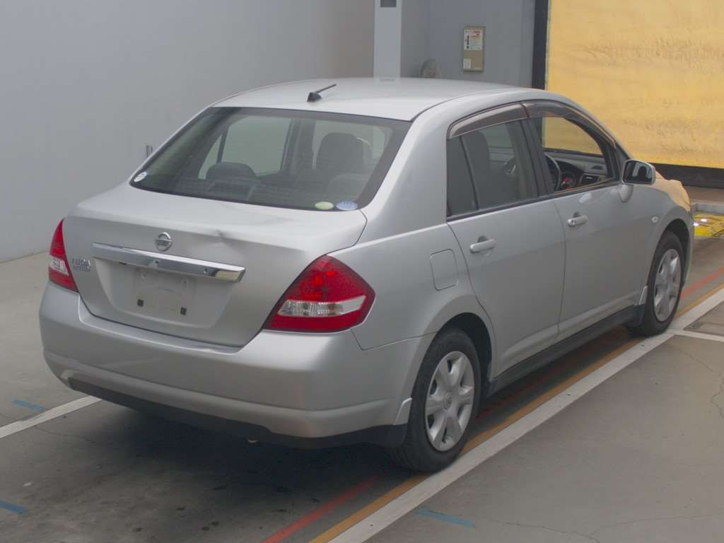 2008 Nissan Tiida Latio SC11[1]