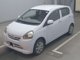 2012 Daihatsu Mira es