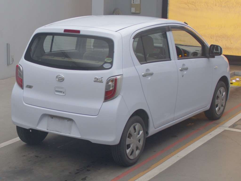 2012 Daihatsu Mira es LA300S[1]