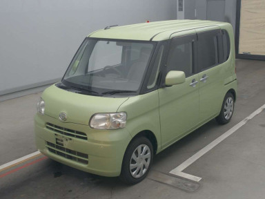 2012 Daihatsu Tanto