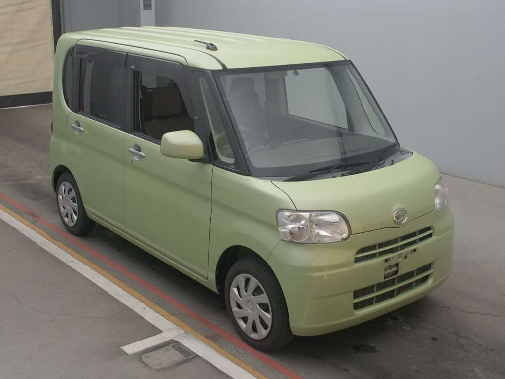 2012 Daihatsu Tanto L375S[2]