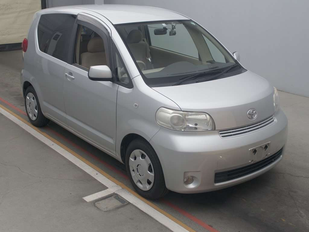 2006 Toyota Porte NNP10[2]