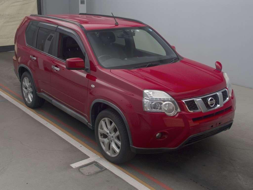 2013 Nissan X-Trail NT31[2]