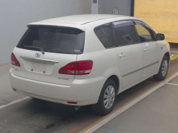 2001 Toyota Ipsum