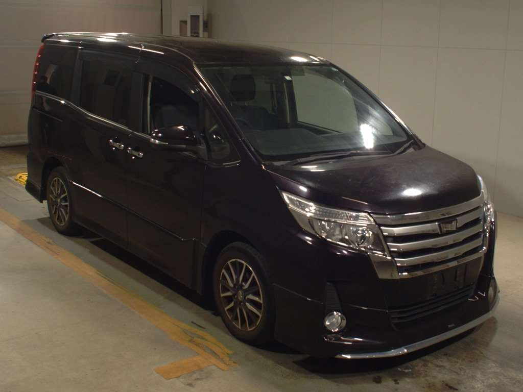 2014 Toyota Noah ZRR80W[2]