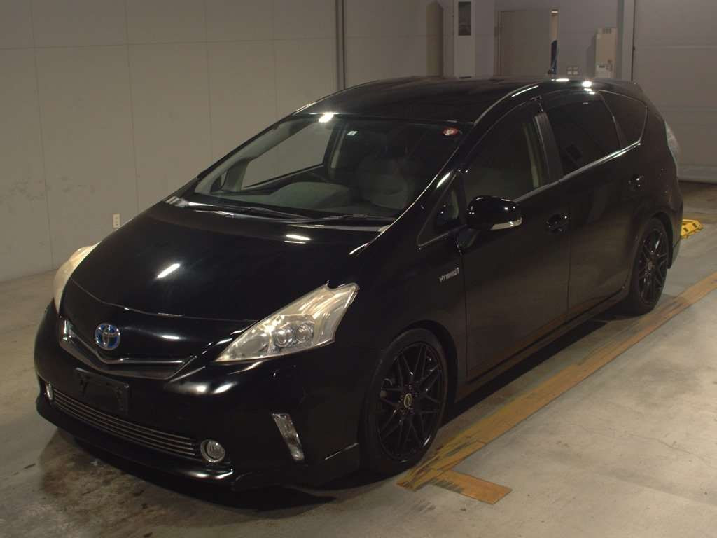 2012 Toyota Prius alpha ZVW41W[0]