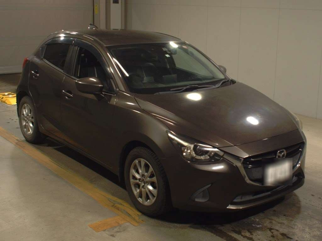 2016 Mazda Demio DJ3FS[2]