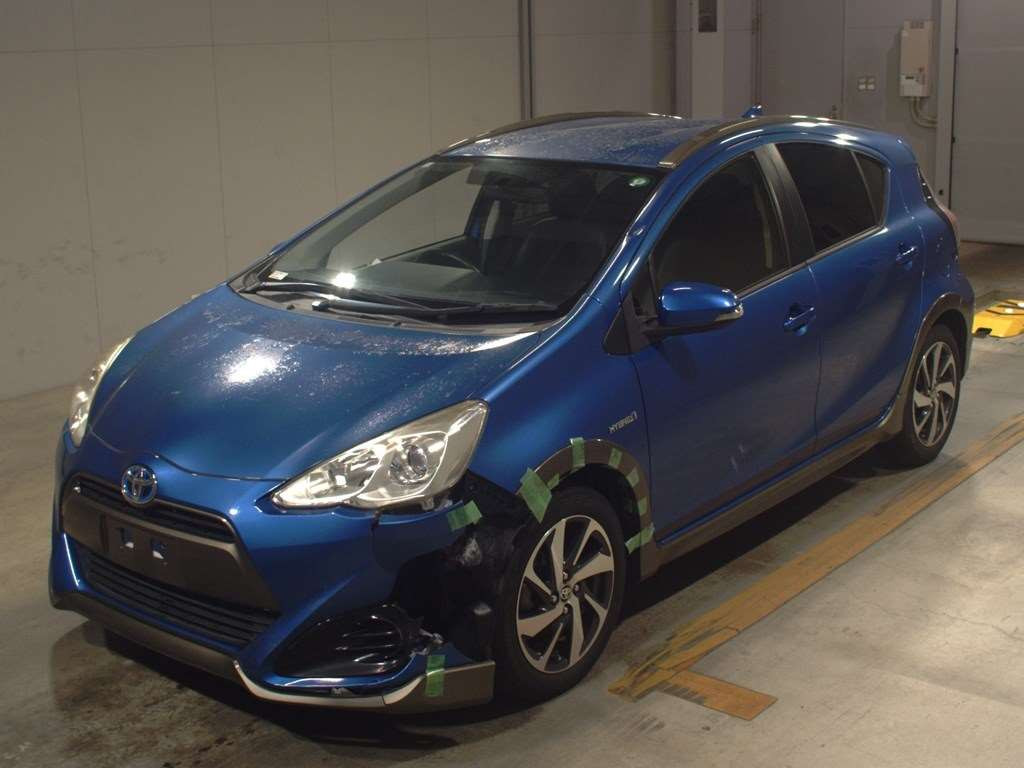 2015 Toyota Aqua NHP10[0]