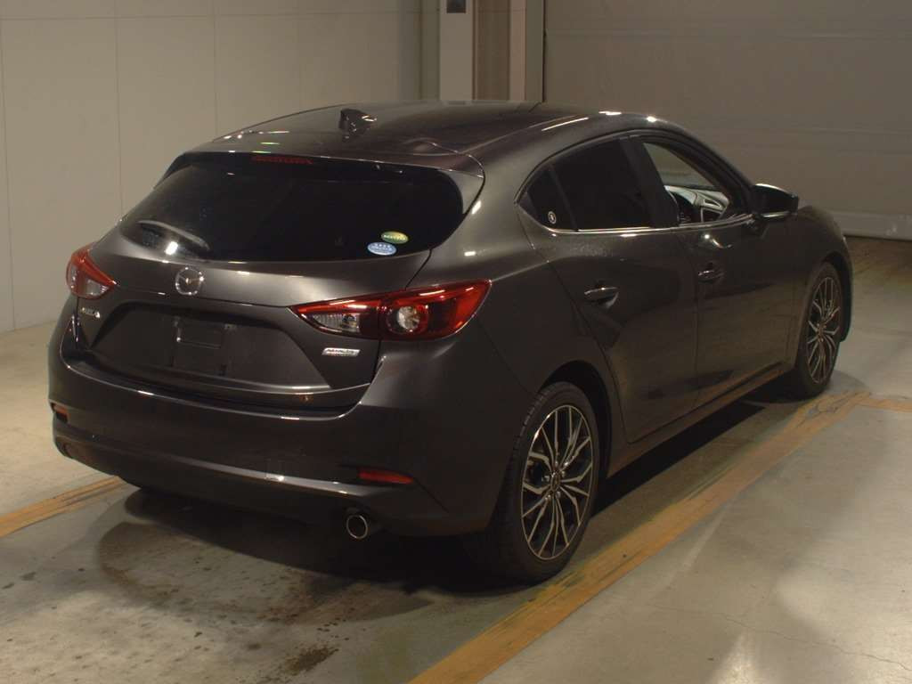 2017 Mazda Axela Sport BM5FS[1]