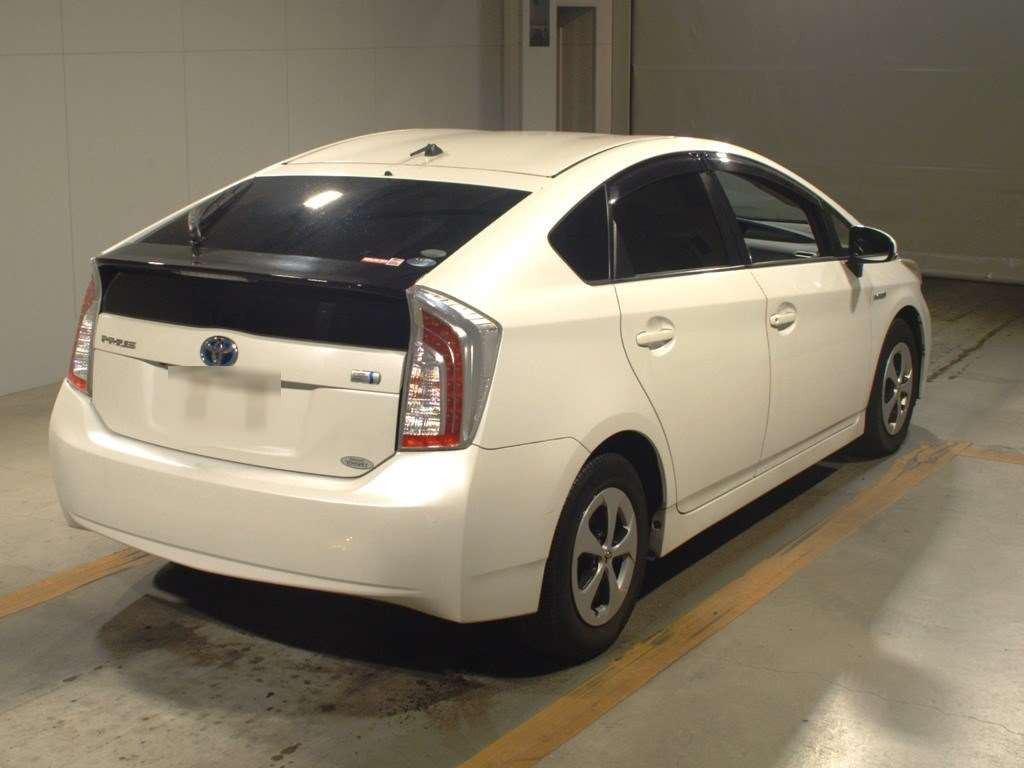 2012 Toyota Prius ZVW30[1]