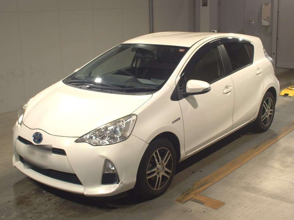 2014 Toyota Aqua NHP10[0]