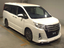 2014 Toyota Noah