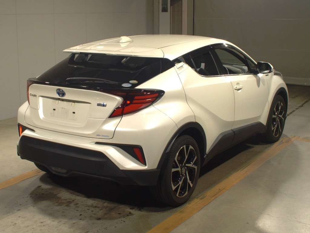 2019 Toyota C-HR ZYX11[1]