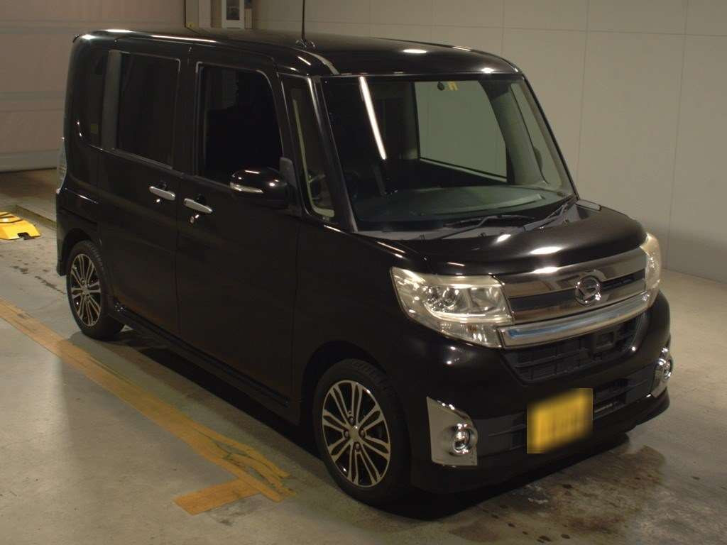 2010 Daihatsu Mira Cocoa L675S[2]