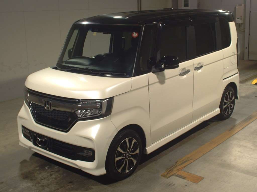 2017 Honda N-BOX CUSTOM JF3[0]