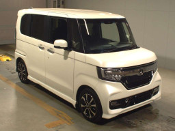 2018 Honda N-BOX CUSTOM