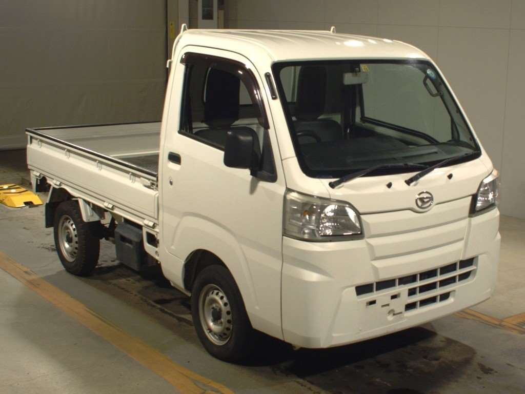 2016 Daihatsu Hijet Truck S510P[2]