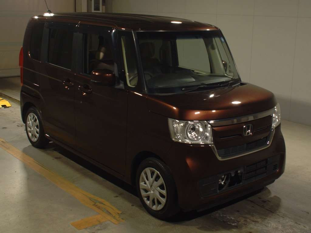 2017 Honda N-BOX JF3[2]