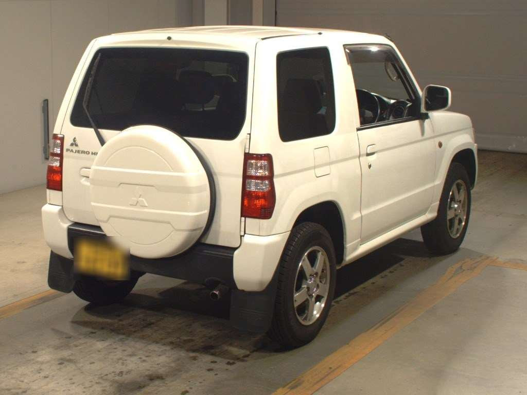 2009 Mitsubishi Pajero Mini H58A[1]