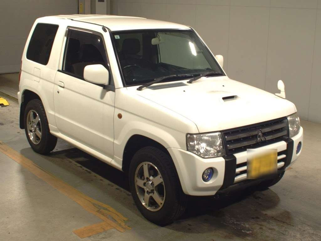 2009 Mitsubishi Pajero Mini H58A[2]