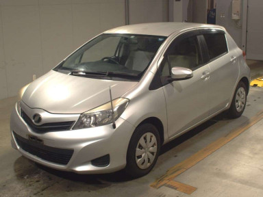 2013 Toyota Vitz