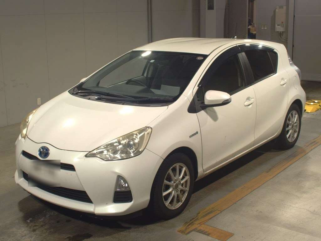 2012 Toyota Aqua NHP10[0]