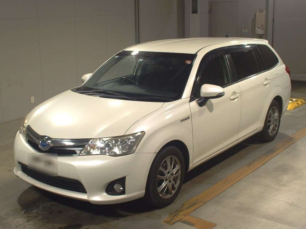 2014 Toyota Corolla Fielder NKE165G[0]